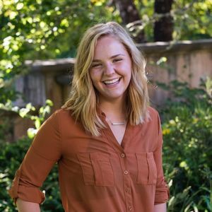 Meet your Posher, Nicole